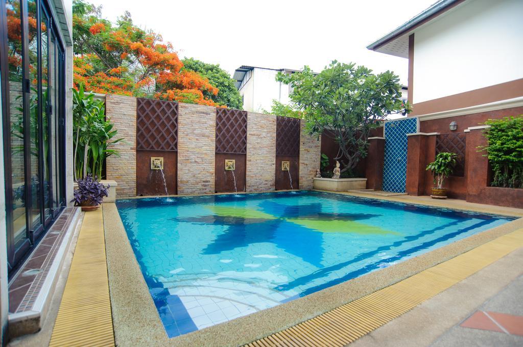 Diamond City Place Hotel Pattaya Exterior foto