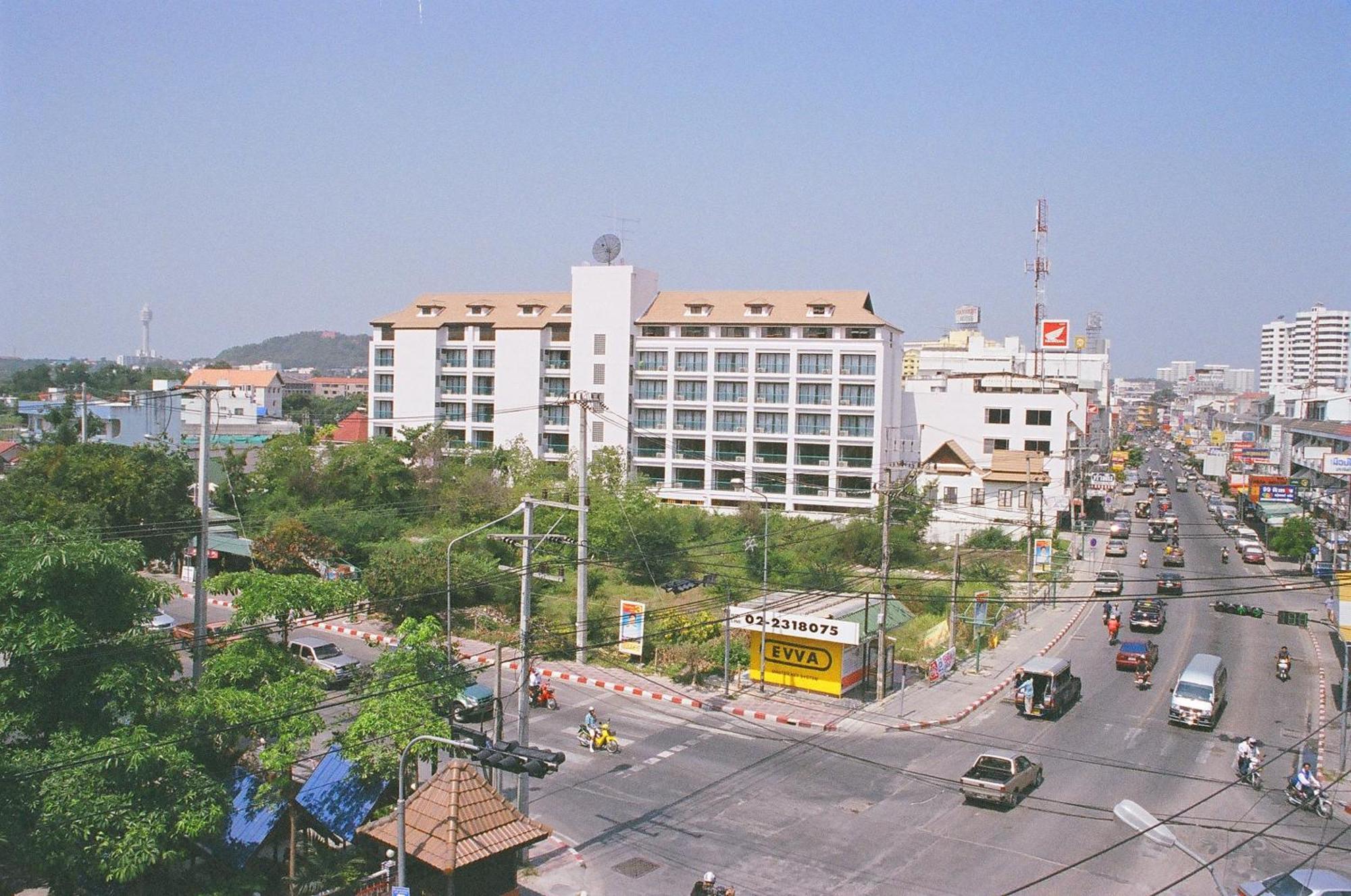 Diamond City Place Hotel Pattaya Exterior foto