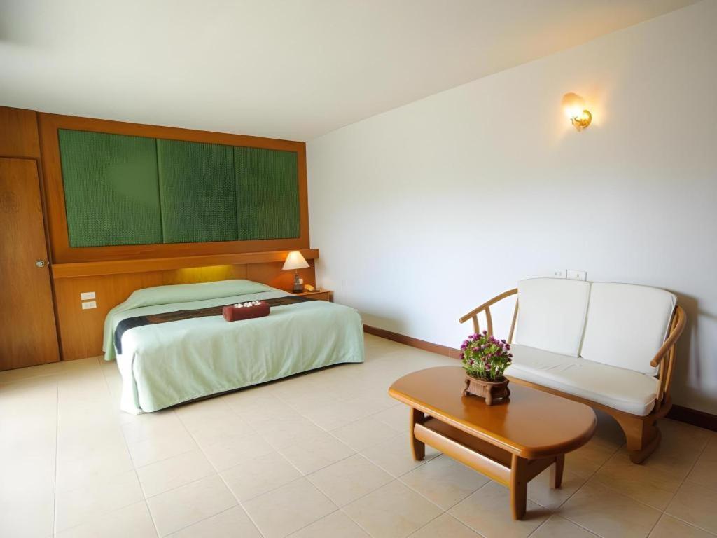 Diamond City Place Hotel Pattaya Exterior foto